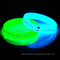 Pulseira de silicone luminosa e preenchida injetada personalizada